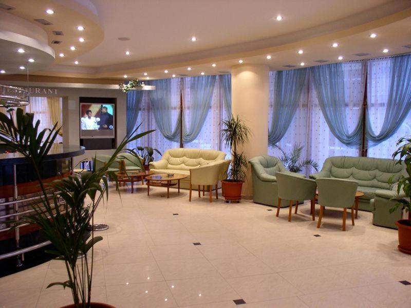 Hotel Rex Tulcea Exterior photo