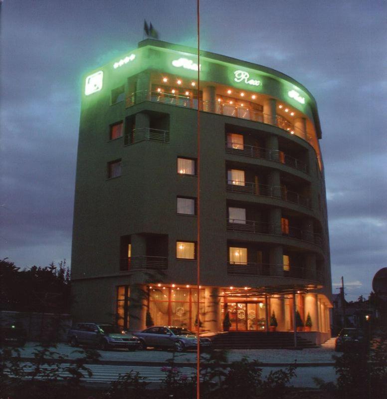 Hotel Rex Tulcea Exterior photo
