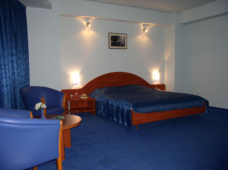 Hotel Rex Tulcea Exterior photo